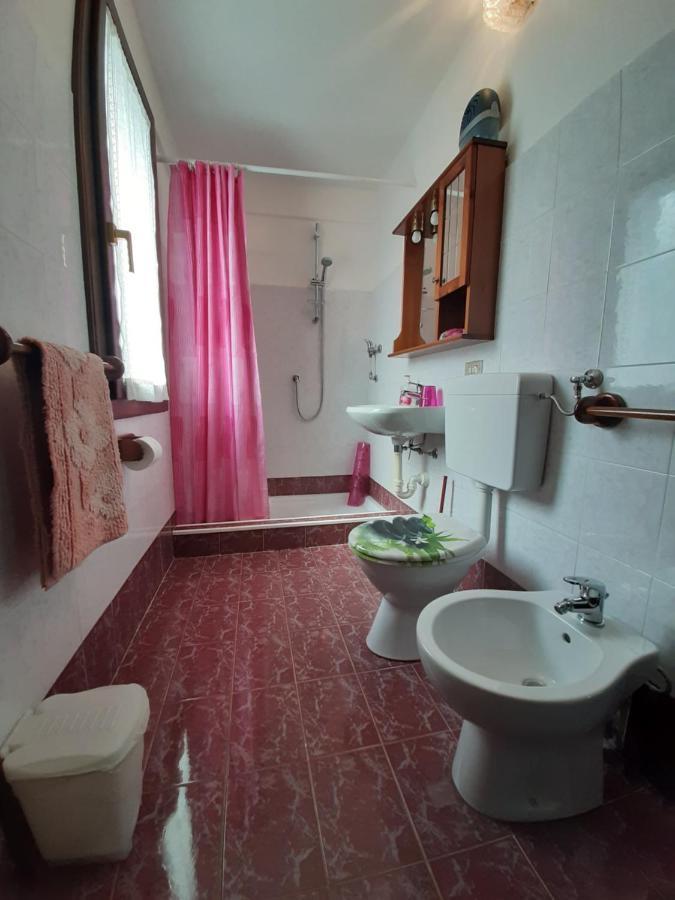 B&B La Locanda Del Cinghiale Aurano Exterior foto